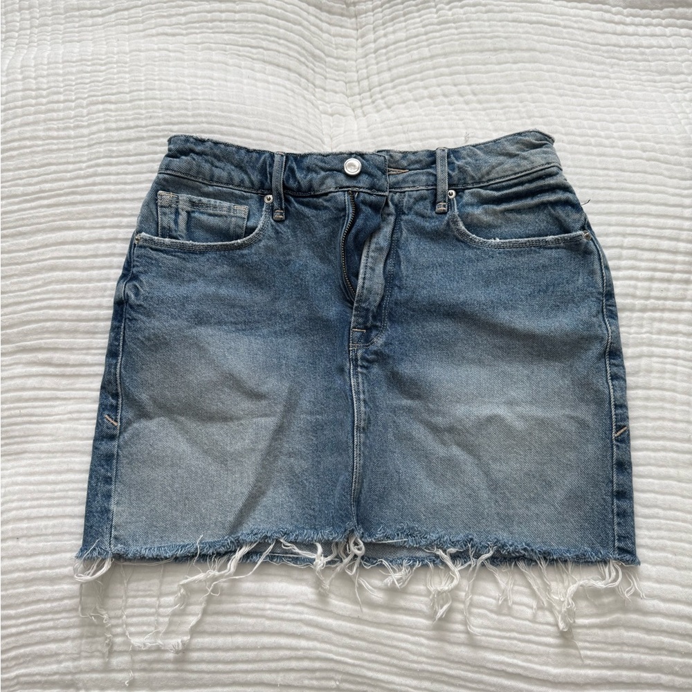 Good American Distressed Denim Pencil Skirt